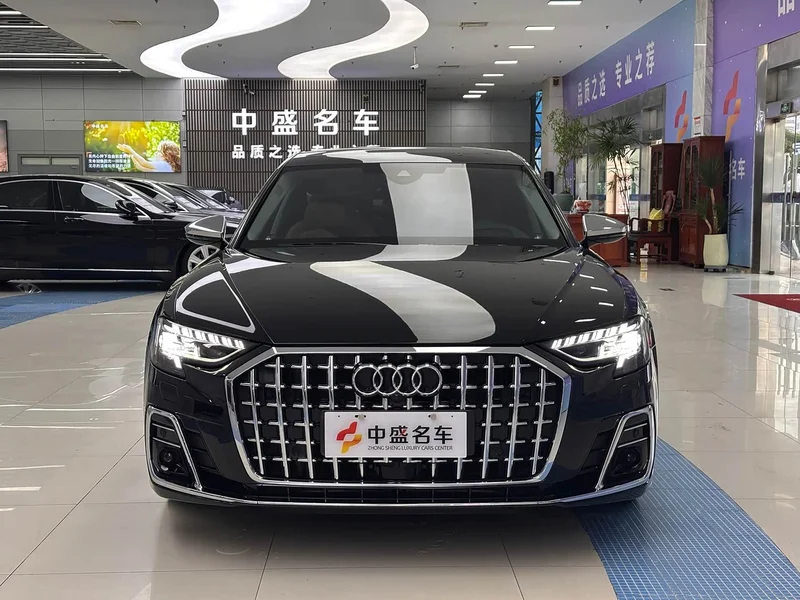 Audi A8 — фото 2