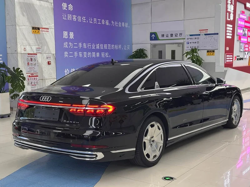Audi A8 — фото 37