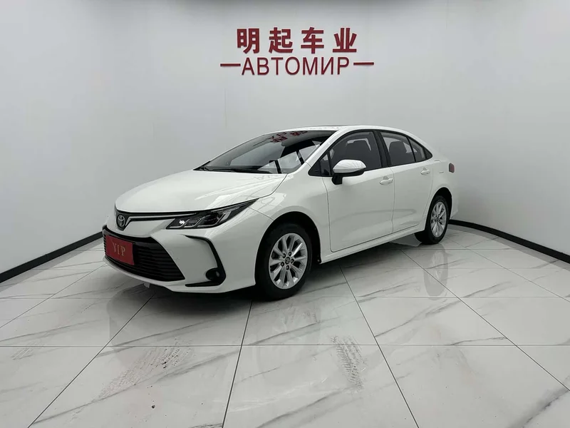 Toyota Corolla — фото 1