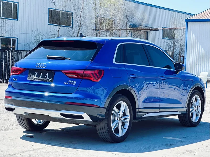 Audi Q3 — фото 3