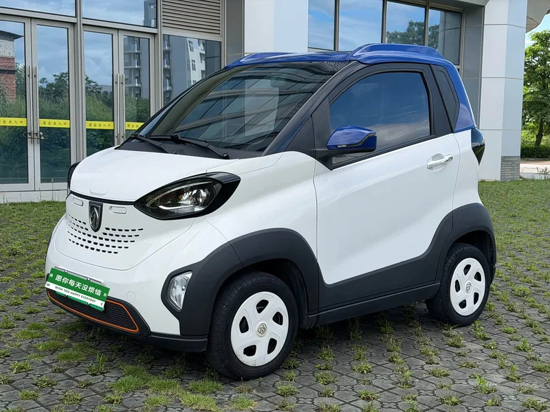 Baojun E100