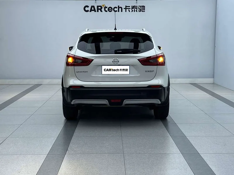 Nissan Qashqai — фото 2
