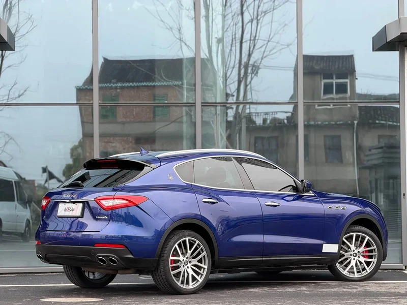 Maserati Levante — фото 5