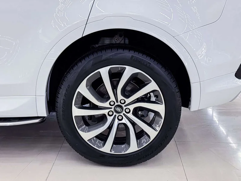 Land Rover Discovery — фото 18