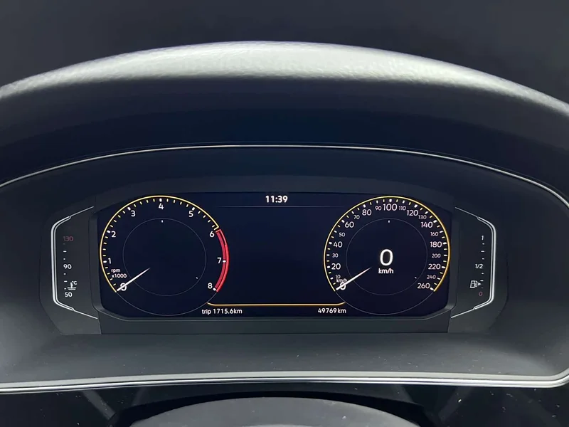 Volkswagen Passat — фото 14