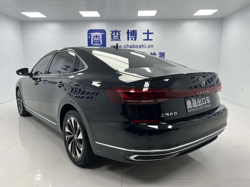 Volkswagen Passat — фото 4