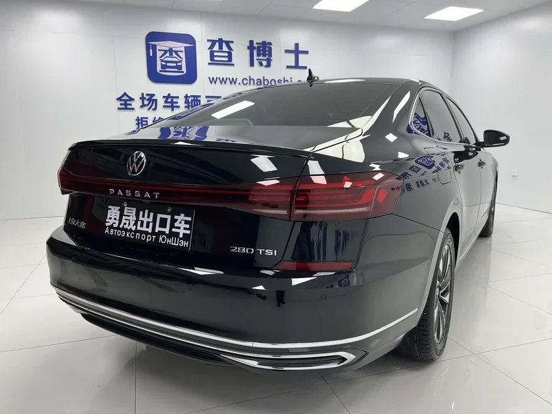 Volkswagen Passat — фото 6