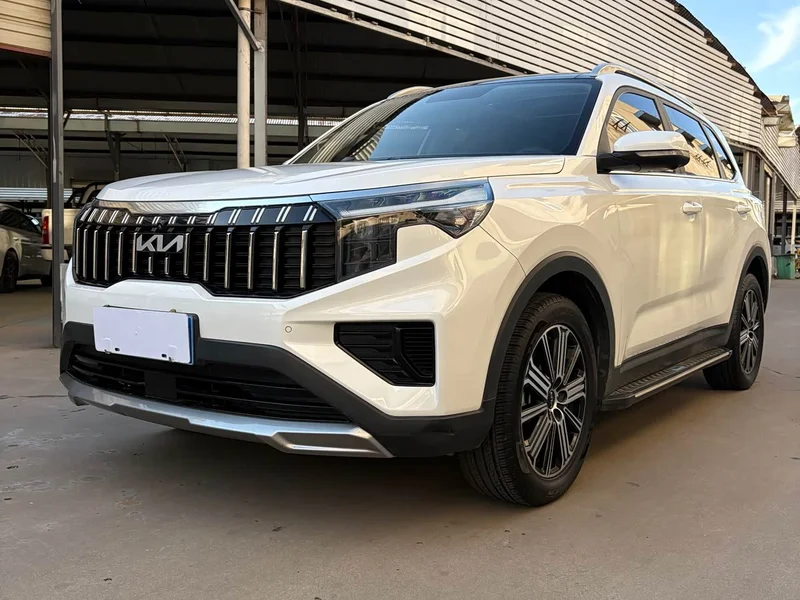 Kia Sportage — фото 1