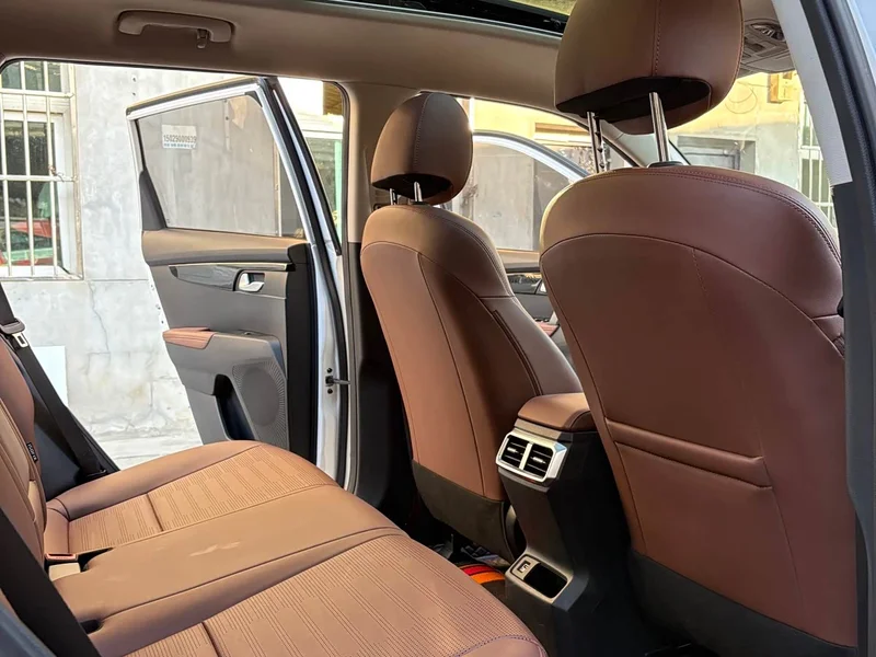Kia Sportage — фото 10