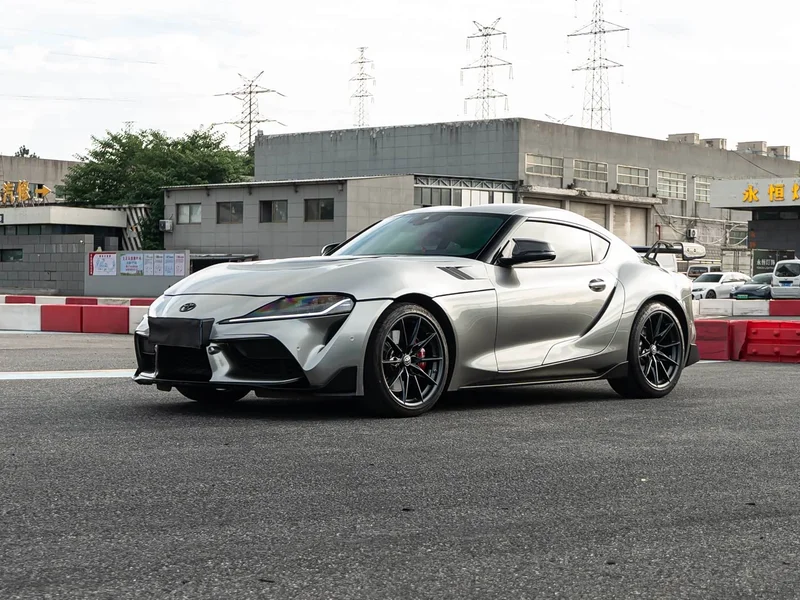 Toyota Supra — фото 1