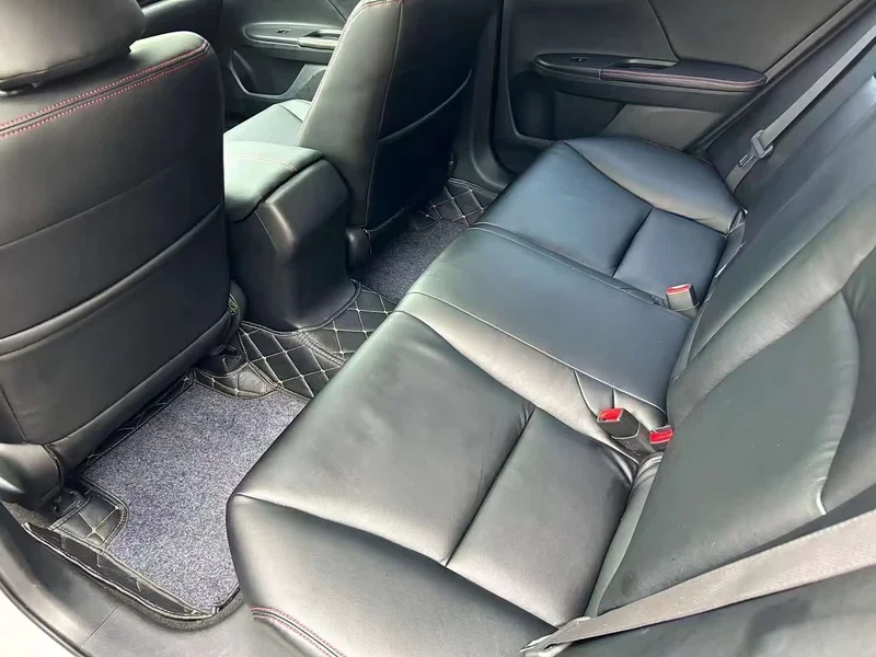 Honda Accord — фото 9