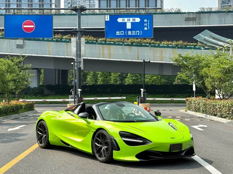 McLaren 720S — фото 2