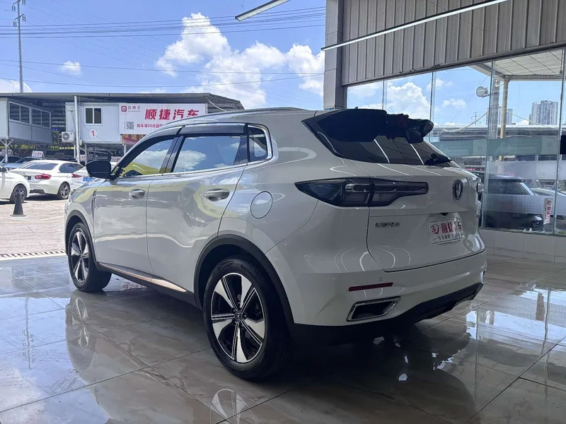 Changan CS55PLUS — фото 9