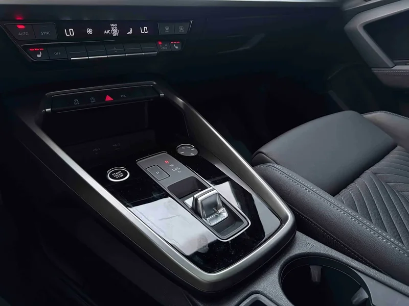 Audi A3 — фото 13