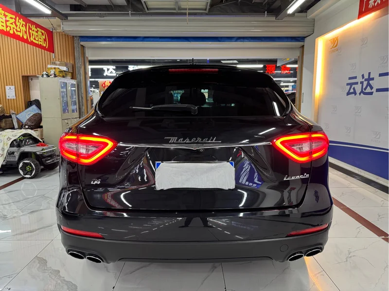 Maserati Levante — фото 9