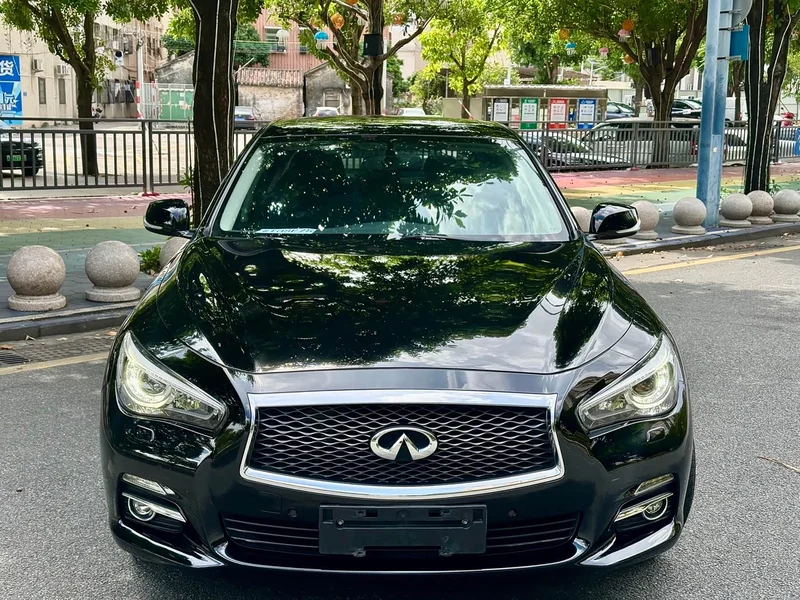 Infiniti Q50L — фото 2