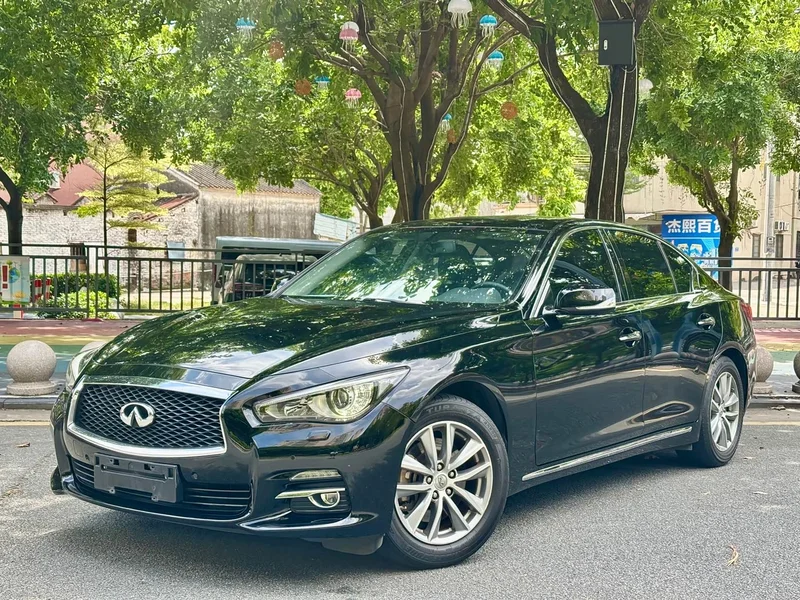 Infiniti Q50L — фото 3