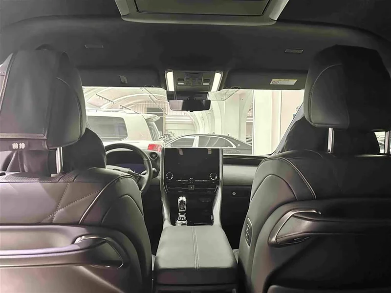 Toyota Vellfire — фото 19