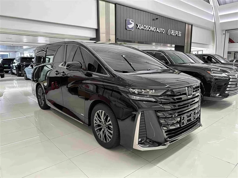 Toyota Vellfire — фото 4