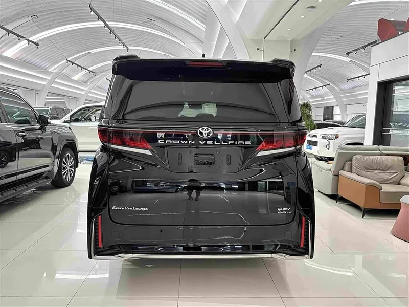 Toyota Vellfire — фото 7
