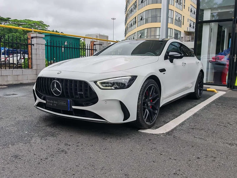 Mercedes-Benz AMG GT — фото 1
