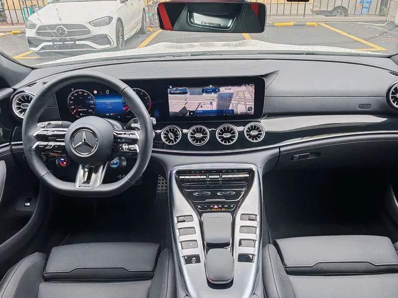 Mercedes-Benz AMG GT — фото 12