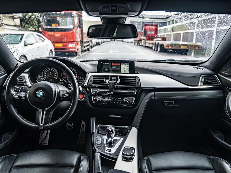 BMW M4 — фото 11
