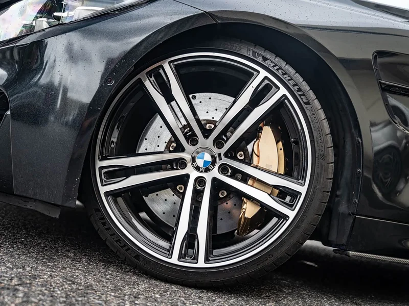 BMW M4 — фото 5