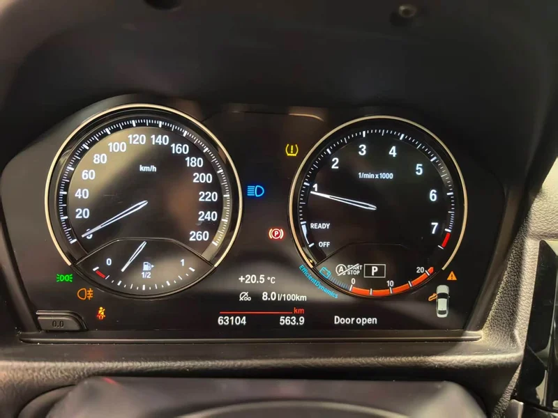 BMW 1-Series — фото 10