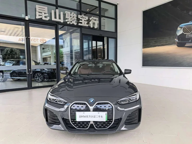 BMW i4 — фото 2