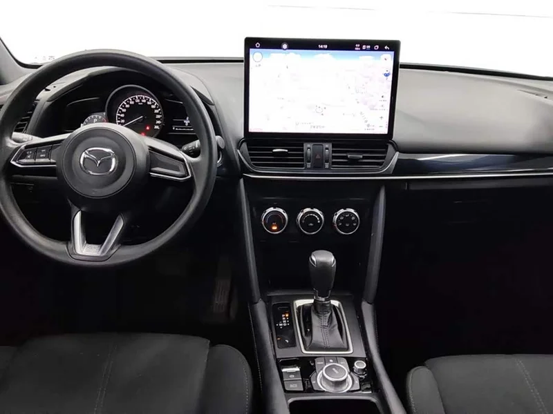 Mazda CX-4 — фото 12