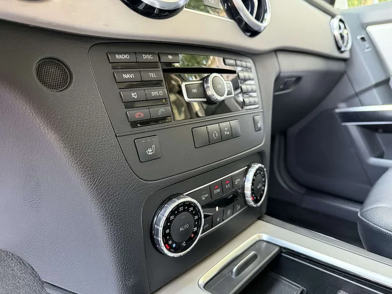 Mercedes-Benz GLK-Class — фото 10