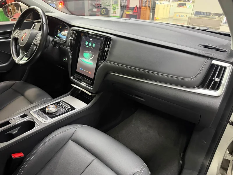 Roewe i6 New Energy — фото 15
