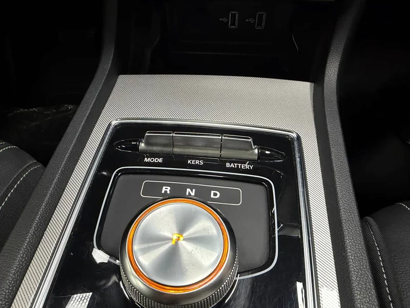 Roewe i6 New Energy — фото 19