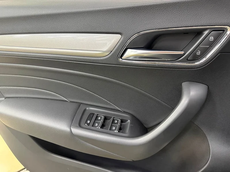 Roewe i6 New Energy — фото 21