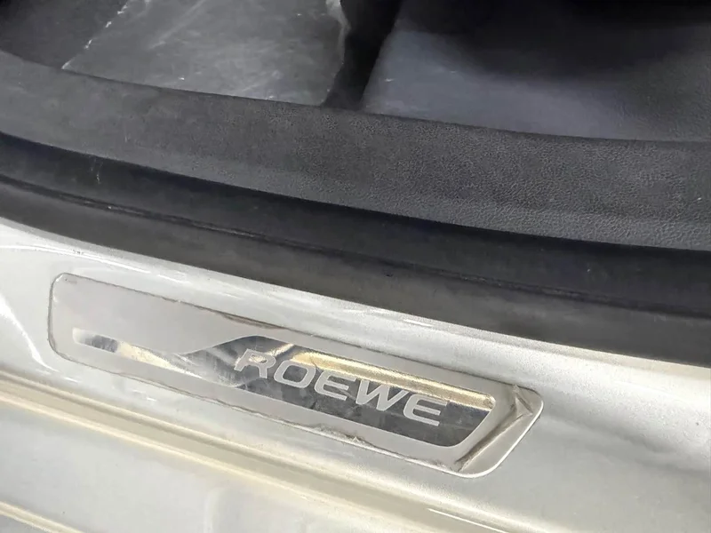 Roewe i6 New Energy — фото 31