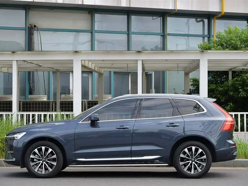 Volvo XC60 — фото 2