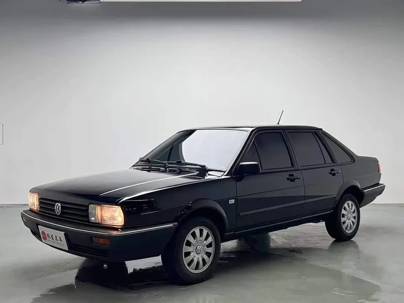 Volkswagen Santana — фото 1