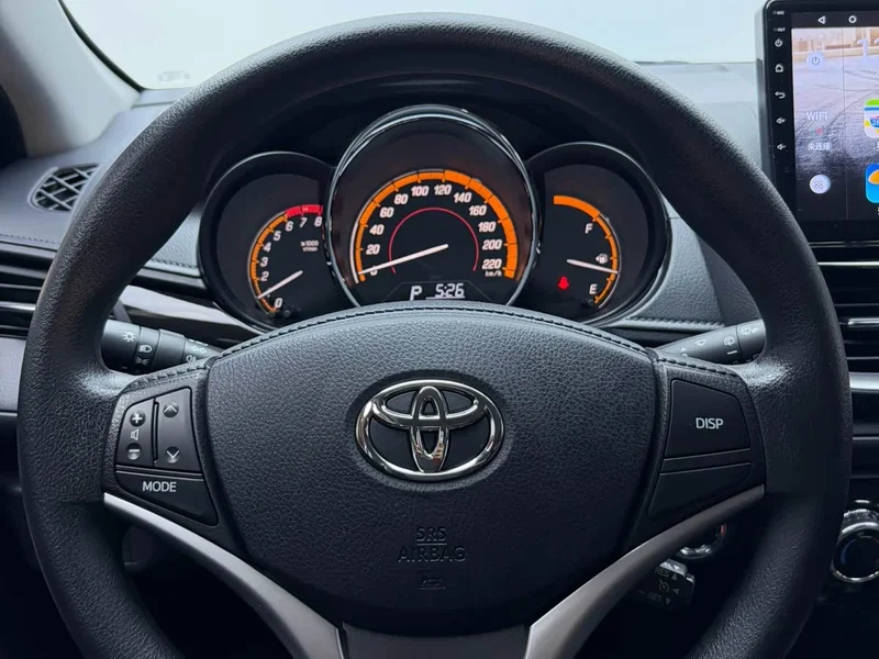 Toyota Yaris L — фото 16