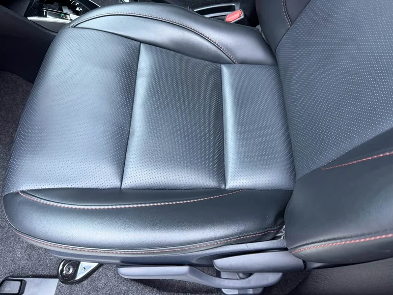 Toyota Yaris L — фото 20