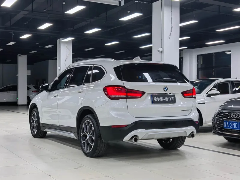 BMW X1 — фото 23