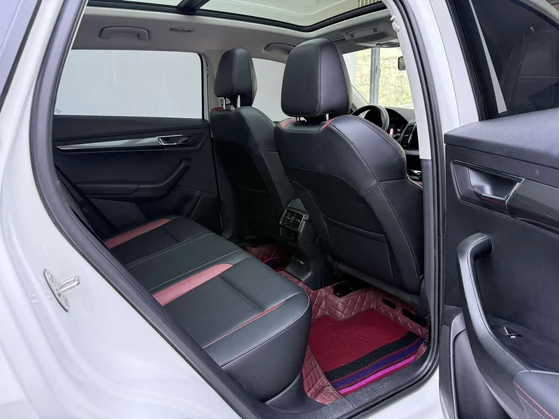 Skoda Karoq — фото 12