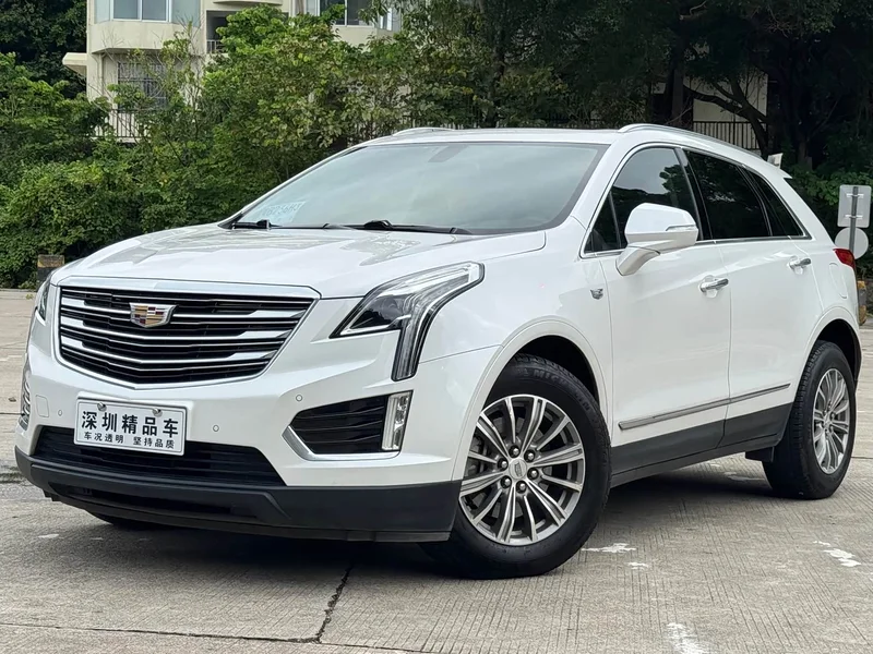 Cadillac XT5 — фото 1
