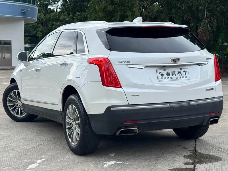 Cadillac XT5 — фото 3