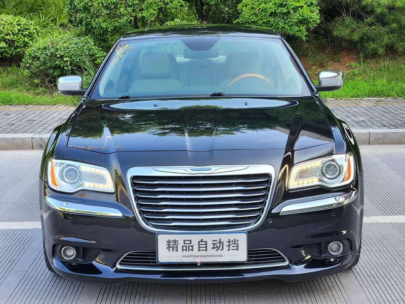Chrysler 300C — фото 4