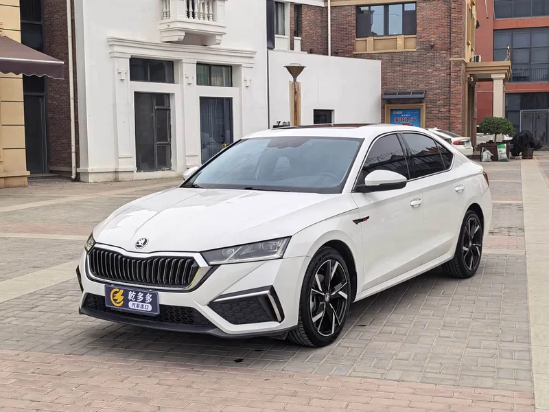 Volkswagen Octavia — фото 2