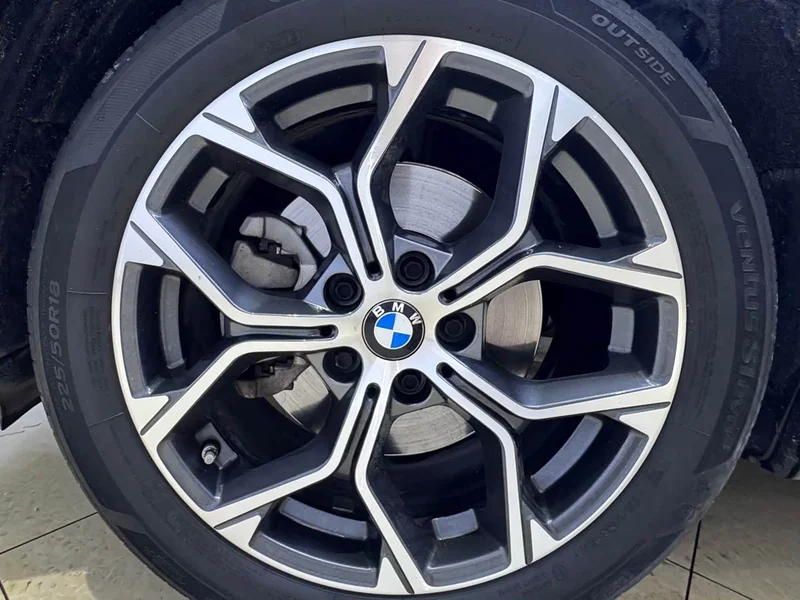 BMW X1 — фото 25