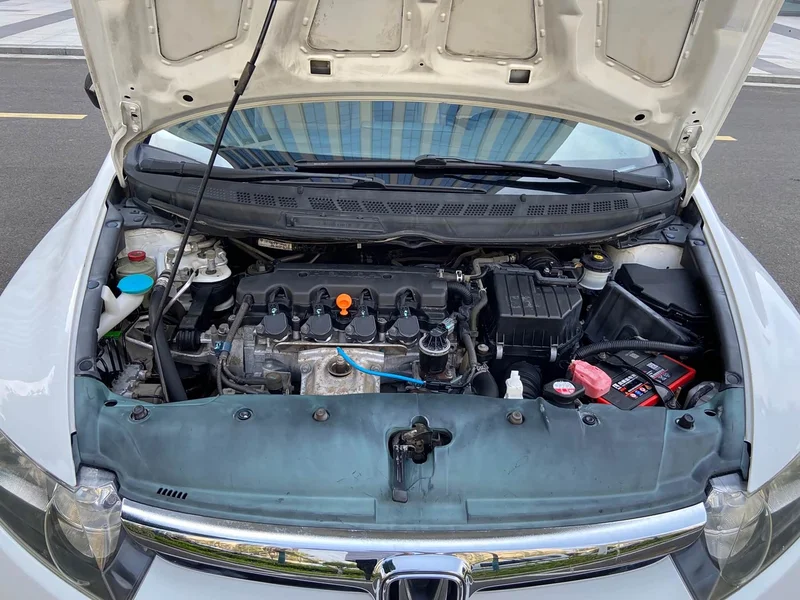 Honda Civic — фото 18