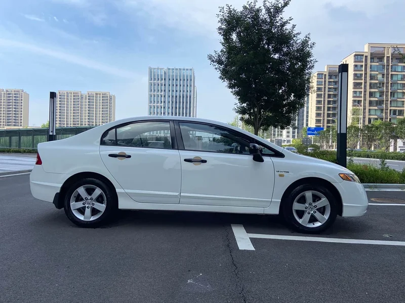 Honda Civic — фото 6