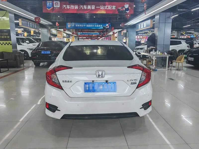 Honda Civic — фото 4